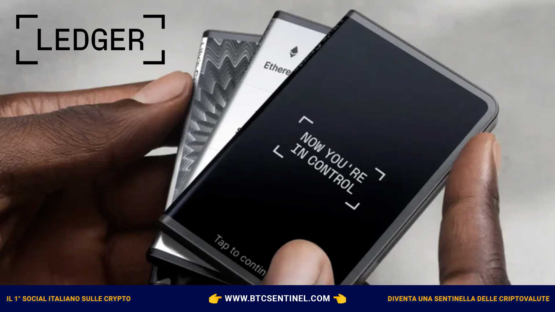 Ledger Stax: nuovo wallet hardware con touch-screen interattivo